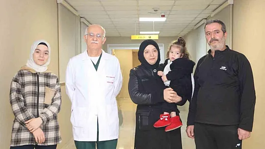3 yaşındaki Esil, solunum cihazından kurtuldu