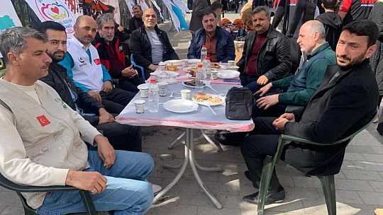 Siirt'te 19 Sivil Toplum Kuruluşu Bir Araya Gelerek 5500 Aileye Destek Oldu
