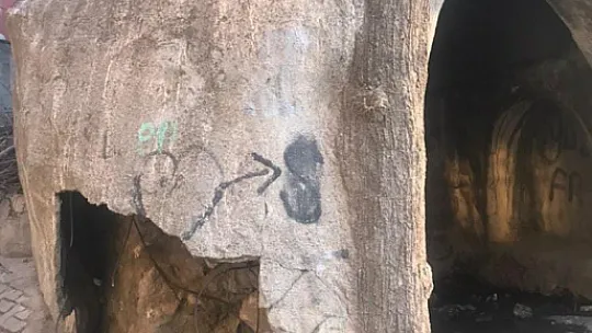 Tarihimize Böyle Mi Sahip Çıkıyoruz! Bir Tarih Yok Oluyor