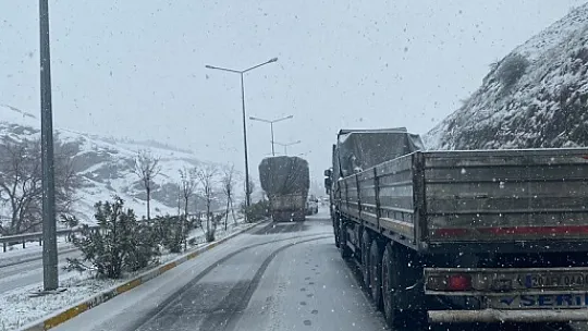 Siirt Girişi Trafiğe Kapandı!