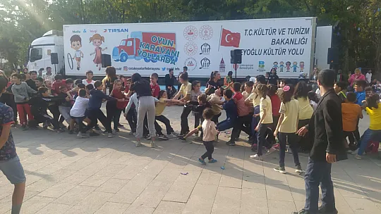 Siirt'te çocuklar 'Oyun Karavanı' ile eğlendi