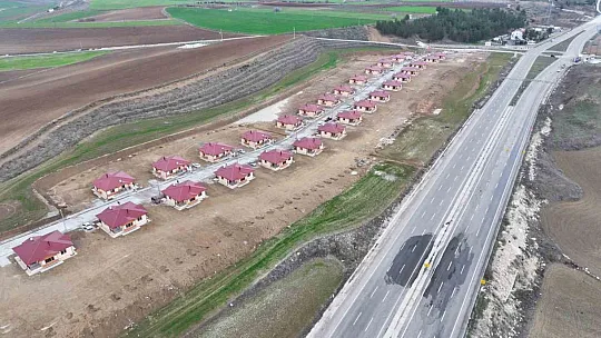 Adıyaman'da köy konutlarının anahtarları teslim edildi