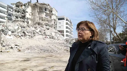 AK Parti'nin Gaziantep adayı Fatma Şahin