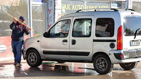Araç fiyatları yüzde 30'lara kadar düştü, alan yok