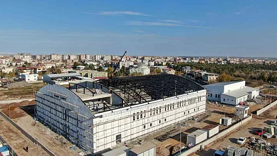 Bağlar'da yeni spor tesisi için çalışmalar devam ediyor