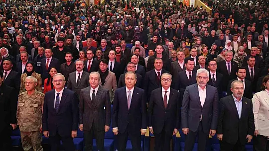 Bakan Yerlikaya, Diyarbakır'da TOKİ kura çekimine katıldı: 'Diyarbakır'a 3 milyar lirayı aşkın kaynak aktarıldı'
