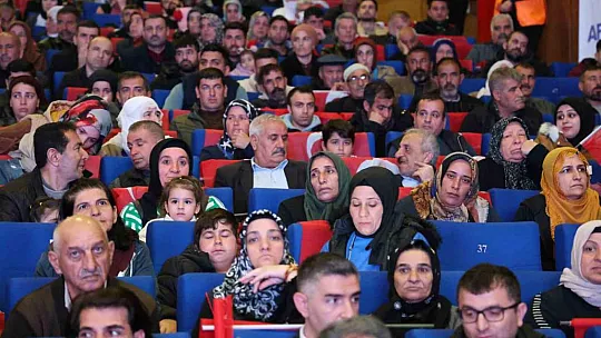 Bakan Yerlikaya, Diyarbakır'da TOKİ kura çekimine katıldı: 'Diyarbakır'a 3 milyar lirayı aşkın kaynak aktarıldı'