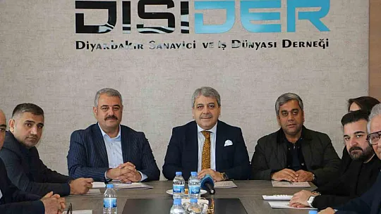 Başkan adayı Bilden, DİSİDER heyeti ile bir araya geldi