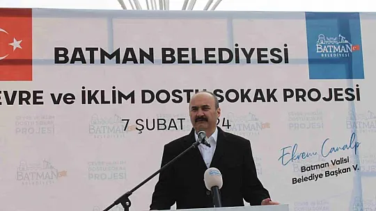 Batman'da 'Çevre ve İklim Dostu Sokak Projesi'nde ilk çivi çakıldı