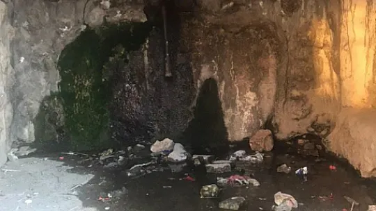 Tarihimize Böyle Mi Sahip Çıkıyoruz! Bir Tarih Yok Oluyor