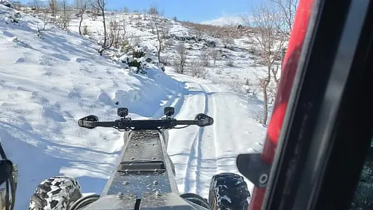 Besni'de kapanan köy yolları açıldı