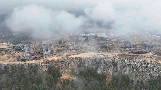 Bulutların üzerindeki 'yeni Adıyaman' havadan görüntülendi