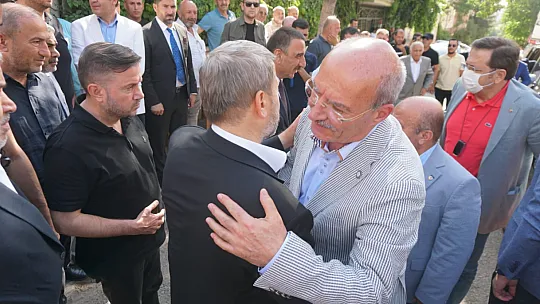 TOBB Başkanı Hisarcıklıoğlu ve ATO Başkanı Baran'dan Kuzu Ailesine Taziye Ziyareti