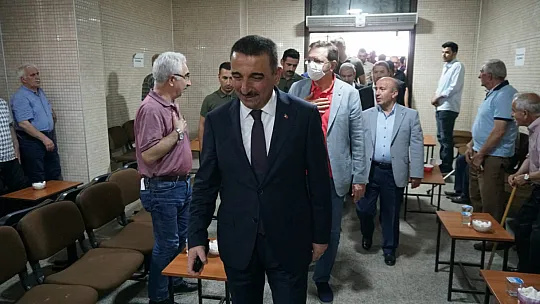 TOBB Başkanı Hisarcıklıoğlu ve ATO Başkanı Baran'dan Kuzu Ailesine Taziye Ziyareti