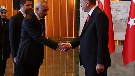 Depremde ölen Milletvekili Yakup Taş'ı, oğlu anlattı