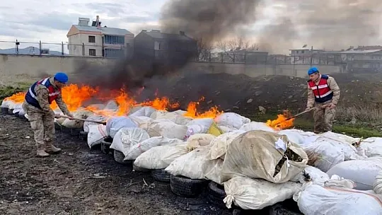 Diyarbakır'da 23 ton uyuşturucu yakıldı