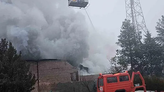 Diyarbakır'da depo yangını