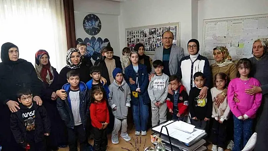 Diyarbakır'da memurun yazışma hatası nedeniyle 20 kelebek hastasının boğaz ameliyatı ertelendi