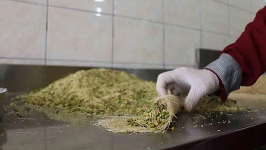 Diyarbakır'da tatlıcılar Ramazan ayında günde 1 ton satış hedefliyor