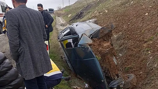 Diyarbakır'da trafik kazası: 2 yaralı