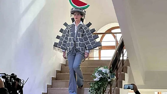 Diyarbakırlı kadınların defile gösterisi göz kamaştırdı