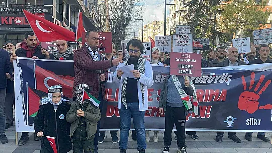 Doktorların İsrail'e karşı 'sessiz yürüyüşü' devam ediyor