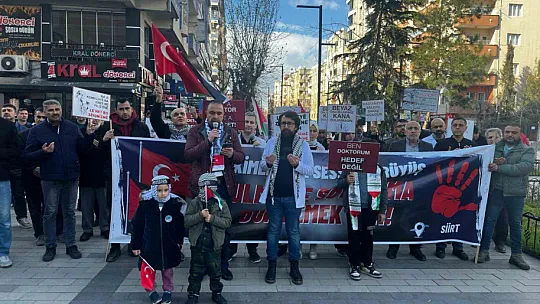 Doktorların İsrail'e karşı 'sessiz yürüyüşü' devam ediyor