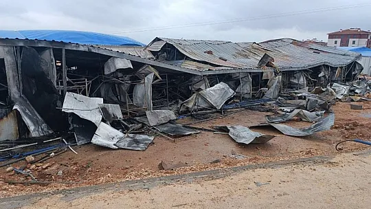 Elektrikli ısıtıcı devrildi, akıma kapılan işçi hayatını kaybetti
