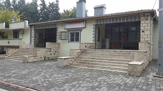 Elektrikli ısıtıcı devrildi, akıma kapılan işçi hayatını kaybetti