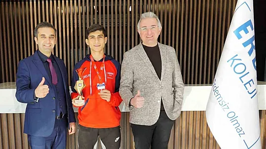 Erdem Koleji öğrencisi Türkiye 4.'sü oldu