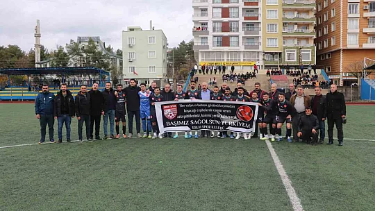 Eruhspor, şehitler için sahaya siyah forma ile çıktı