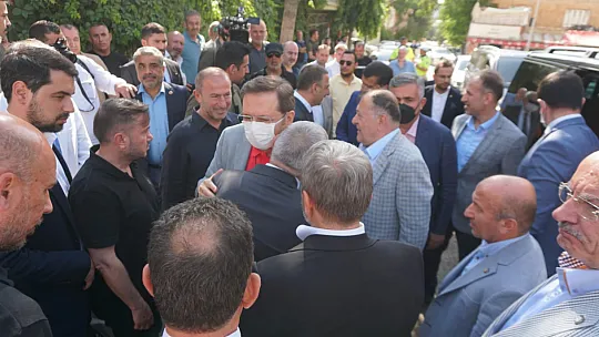 TOBB Başkanı Hisarcıklıoğlu ve ATO Başkanı Baran'dan Kuzu Ailesine Taziye Ziyareti