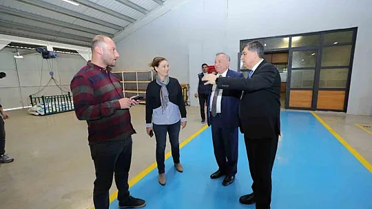 Fadıloğlu, Akay'a projelerle ilgili detaylı bilgi verdi
