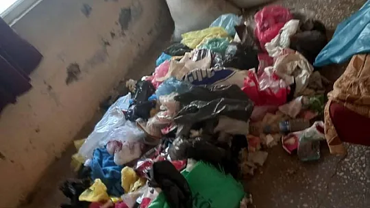 Siirt'te Çöp Evde Yaşayan 78 Yaşındaki Yaşlı Adama Yardım Eli Uzatıldı