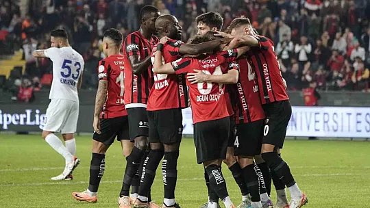 Gaziantep FK ligin ilk yarısına kötü başladı, iyi bitirdi