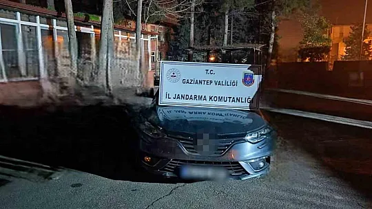 Gaziantep'te 8 düzensiz göçmen organizatörü yakalandı