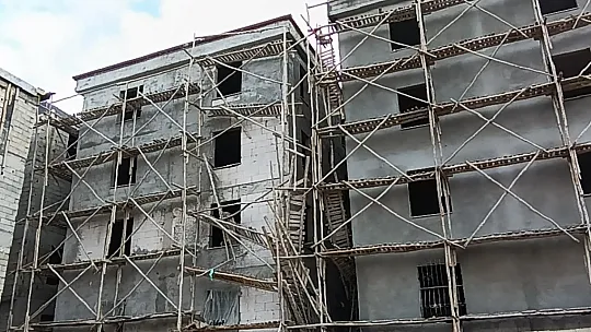 Gaziantep'te inşaat iskelesi çöktü: 1 ölü, 2 yaralı