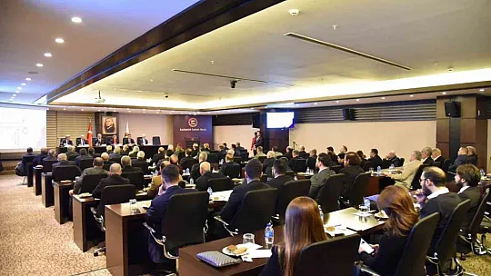 GSO Şubat Ayı Meclis Toplantısı, Büyükşehir Belediye Başkanı Fatma Şahin'in katılımıyla yapıldı