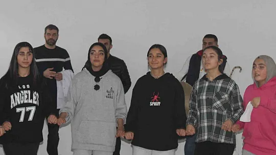 Halk oyunlarında birinciliği kimseye kaptırmak istemiyorlar