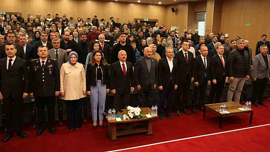 Hikaye yazma yarışmasında ödüller sahiplerini buldu