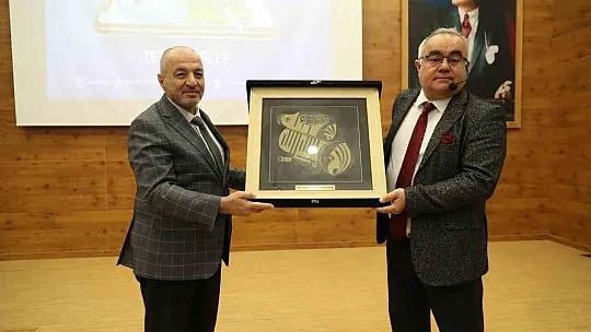 HKÜ'de 'Türkiye Yüzyılı'nda Mühendislik Eğitimi' konferansı