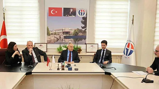 İsviçreli iş insanlarından Rektör Özaydın'a ziyaret