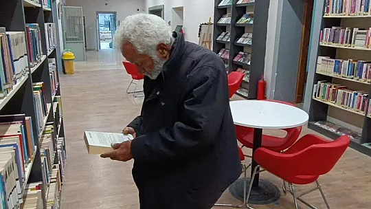 Kaldığı cezaevini 44 yıl sonra ziyaret etti