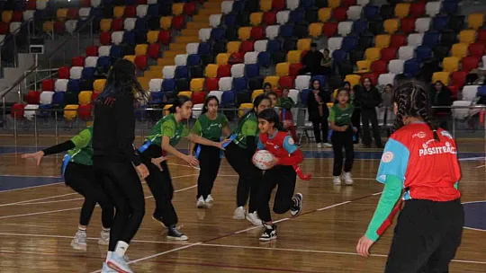 Konteyner kentlerde yapılan antrenmanlardan ragbi turnuvalarına
