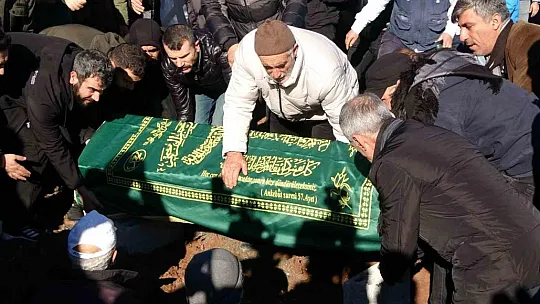 Kurşunların hedefi olan özel halk otobüsü şoförü hayatını kaybetti
