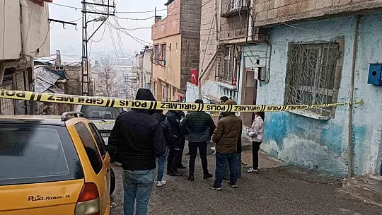 Kuş tartışması silahlı kavgaya dönüştü: Dede ile torun yaralandı