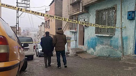 Kuş tartışması silahlı kavgaya dönüştü: Dede ile torun yaralandı