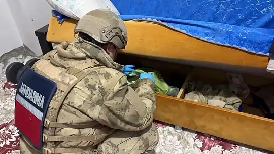 Lice'de terör operasyonu: 19 şüpheli yakalandı, çok sayıda silah ele geçirildi