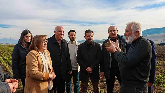 Nurdağlı çiftçilerden Başkan Şahin'e tarımsal destekler için teşekkür