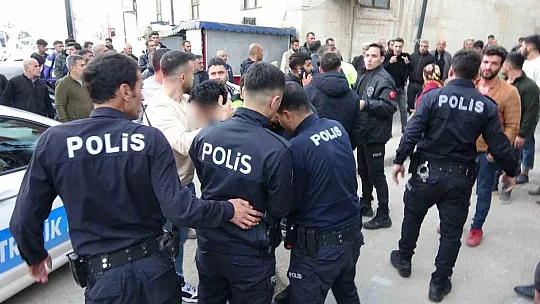 Polis ekiplerine mukavemette bulunan 2 şahıs gözaltına alındı